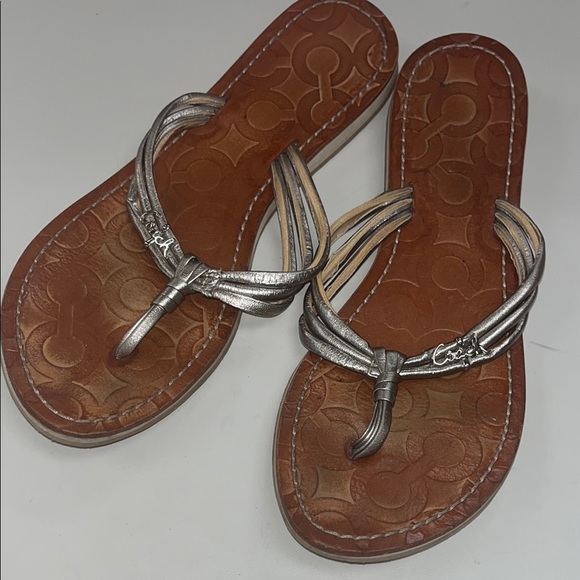 Coach Silver Women's size 8 flip flops/ preowned - Picture 1 of 13